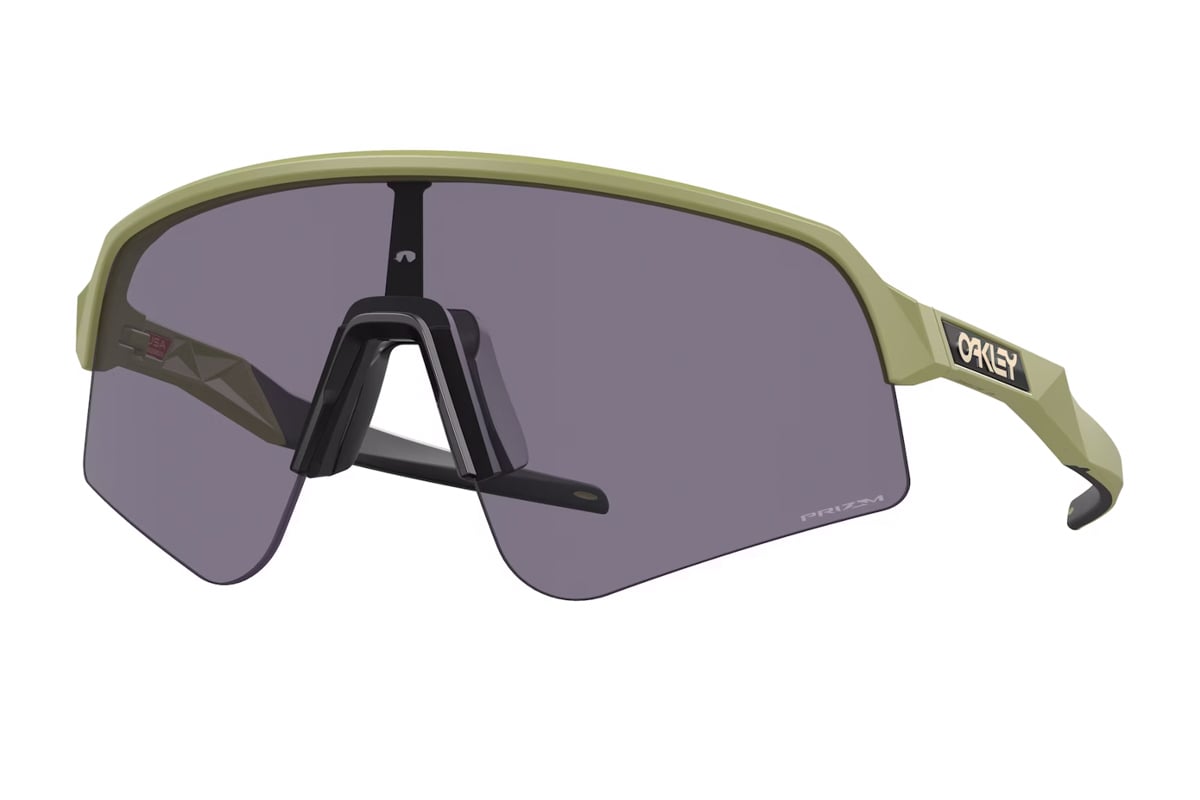 OAKLEYSUTRO LITE SWEEPグリーン/ブラック OAKLEY Sutro Lite Sweep Ascend Eyewear - Spectrum Gamma