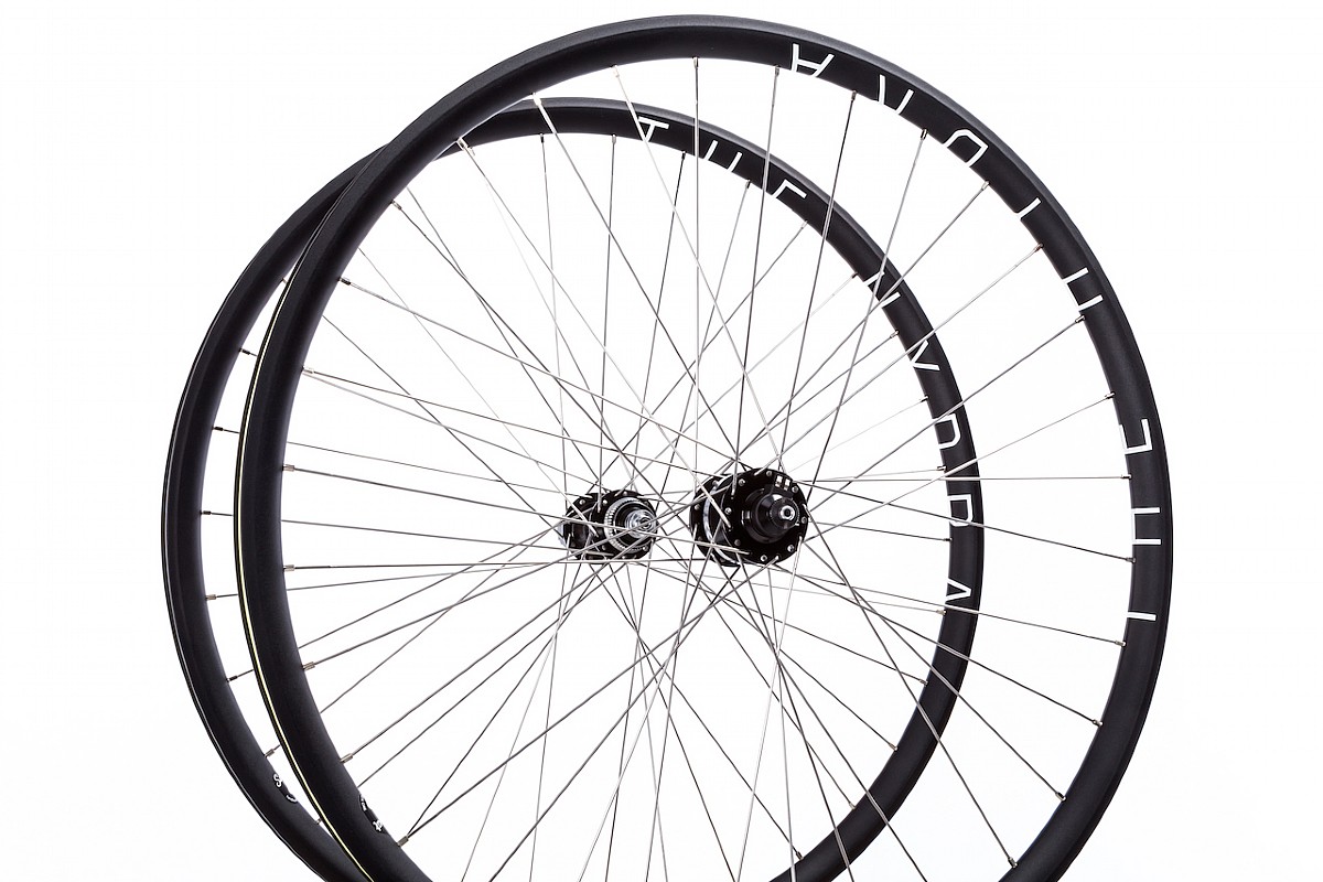 dynamo hub wheel 700c disc